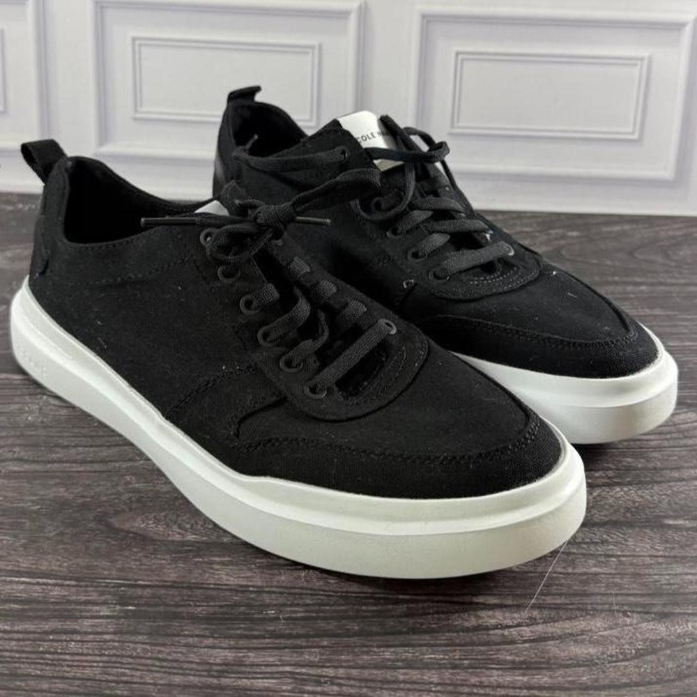 Cole Haan men's size 9 Grand360 Design & Engineered Black Sneakers